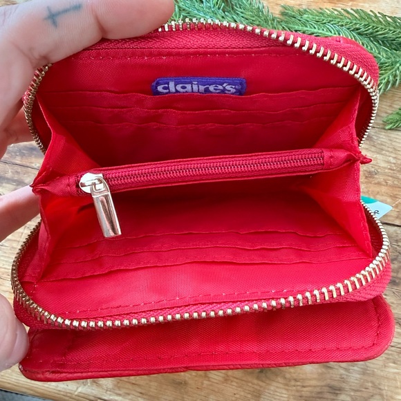 Red Quilted Wallet with Gold Chain Wristlet Strap NWT - Picture 3 of 4